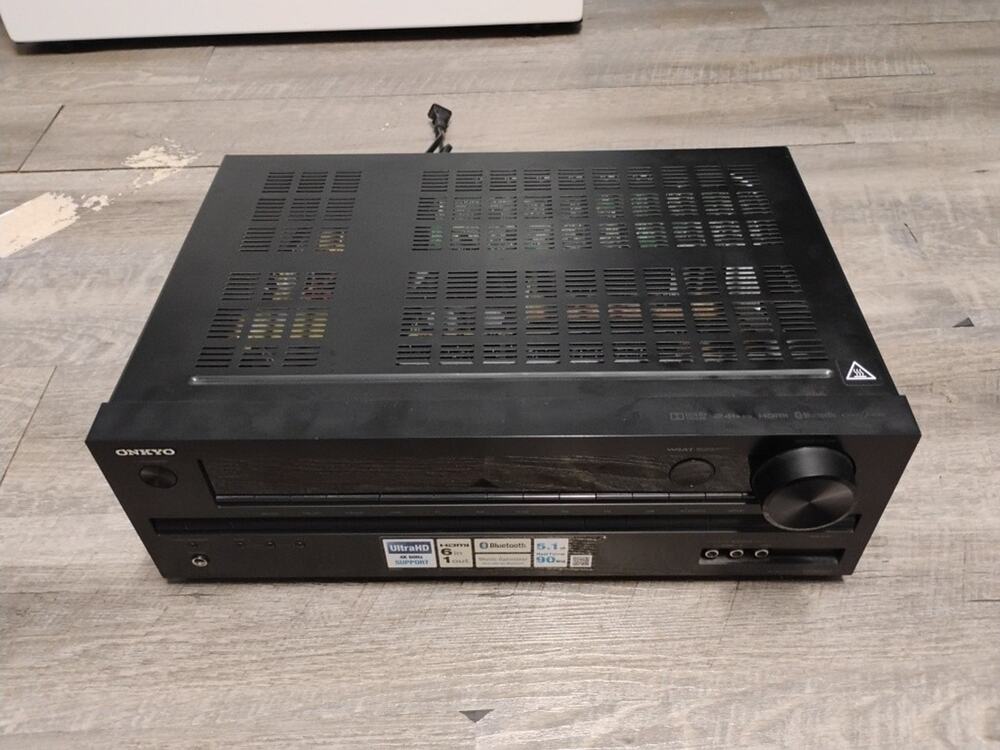 Onkyo TX-SR333 5.1-CHANNEL AV Receiver 4K 60Hz UltraHD HDMI bluetooth no remote